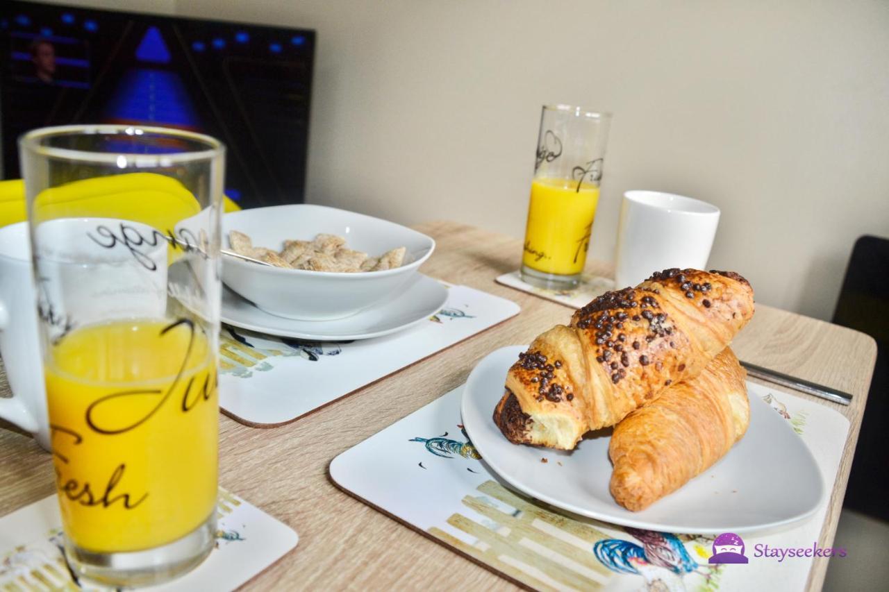 Station 1 Bed Apartment - Stayseekers Salisbury Eksteriør billede
